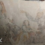 Klaryski odnalazły freski