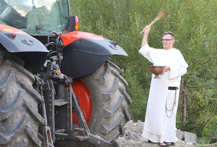 Błogsławieństwo aut i pojazdów rolniczych w Korbielowie - 2018