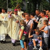 Pokropieni wodą święconą wyruszyli na szlak!