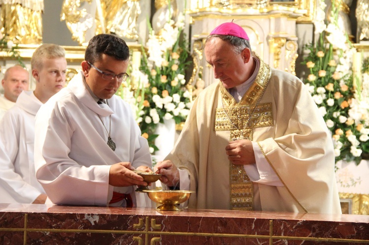 Konsekracja i poświęcenie w Wojakowej