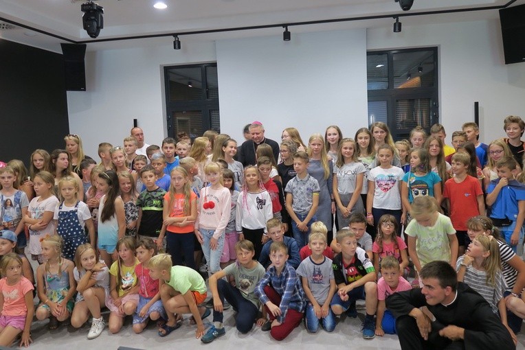 Biskup odwiedził polskie dzieci z Białorusi