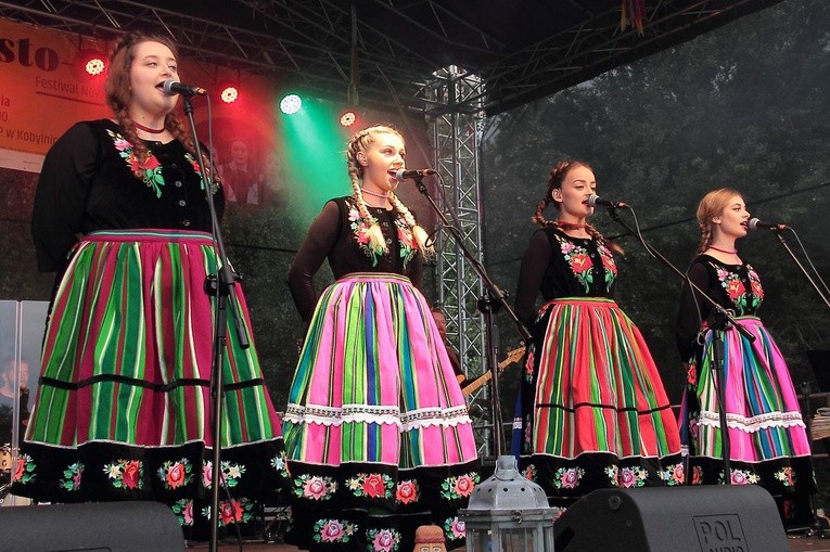 Festiwal Nowego Folkloru „Miasto-Wieś” w Kobylnicy