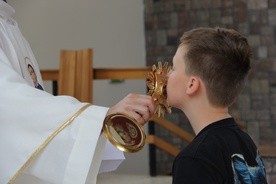 Wierni uczcili relikwie św. Stanisława Kostki