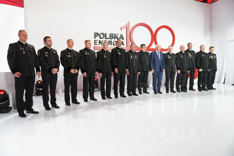 Pracownicy polskich sektorów energii uhonorowani w 100-lecie Niepodległości