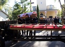 Uroczystości pogrzebowe admirała Józefa Unruga w Helu.