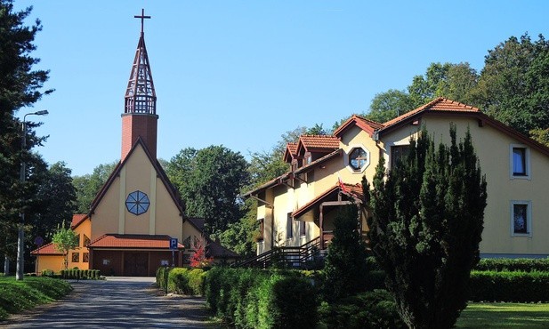 Kościół i probostwo na Górnym Borze