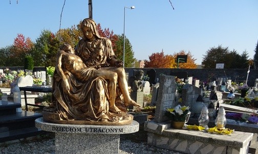 W Mysłowicach powstał pomnik utraconym dzieciom