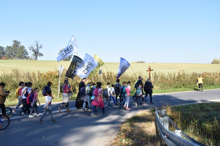 Pielgrzymka trzebnicka 2018 - cz. 12 - Oborniki Śląskie