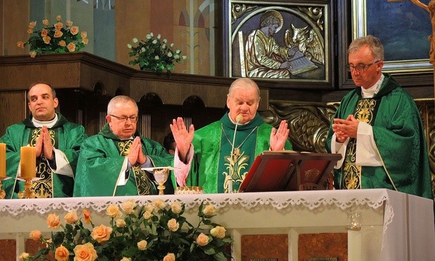Bp senior Tadeusz Rakoczy przewodniczył Mszy św. inaugurującej 33. Tydzień Kultury Chrześcijańskiej w Bielsku-Białej