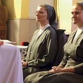 Siostry Urszula Taborek i Jadwiga Rakoczy potwierdziły wybór Jezusa jako Oblubieńca na wieki.