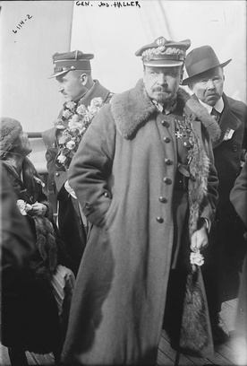 ▲	Gen. Józef Haller w podróży po Ameryce, która była podziękowaniem za pomoc w utworzeniu Błękitnej Armii. Na drugim planie po lewej kpt. Sierociński.
