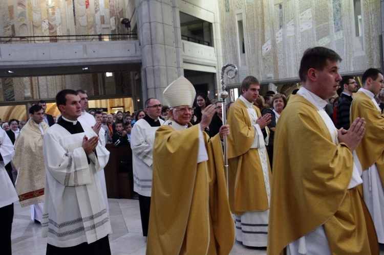 Szkoły im. św. Jana Pawła II na Białych Morzach