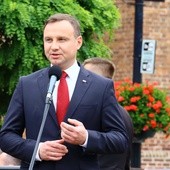 Prezydent Andrzej Duda złoży też kwiaty pod pomnikiem Jana Pawła II