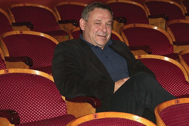 Waldemar Niedźwiedź, właściciel kina Bajka.