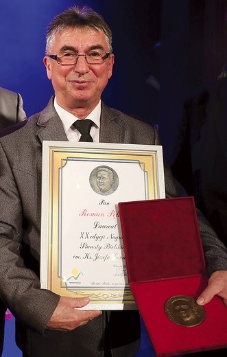 Laureat 20. edycji Nagrody im. ks. Londzina – Roman Pękala.