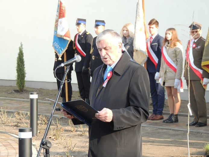 Odsłonięcie pomnika dr. Antoniego Troczewskiego