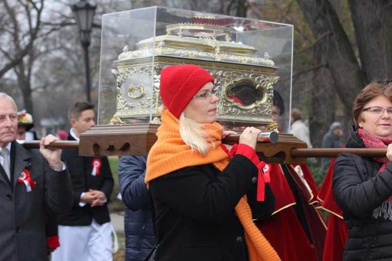 Uroczystości ku czci św. Wiktorii w Łowiczu - procesja