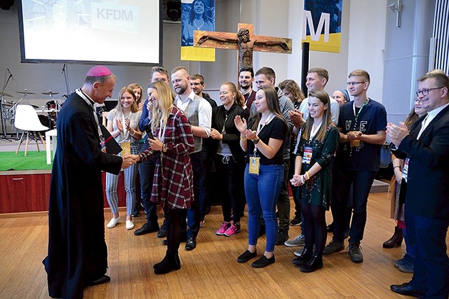 W forum wzięło udział około 250 osób z całej Polski – duszpasterze młodzieży, referenci powołaniowi i młodzież.