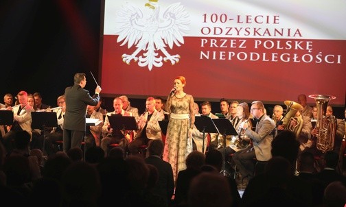 Koncert pieśni patriotycznych w wykonaniu Orkiestry Dętej BCK pod dyrekcją Jarosława Grzybowskiego