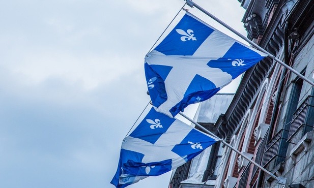 Quebec zmierza do uchwalenia zakazu noszenia symboli religijnych