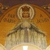 Papież: Maryja zawsze wskazuje na Jezusa