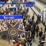 Tur, diabeł i anioł na Centralnym