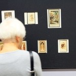 Wystawa obrazków świętych 