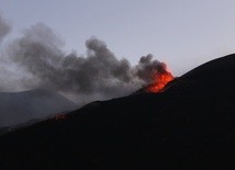 Eksperci: Etna jest niestabilna, możliwa nowa erupcja na małej wysokości