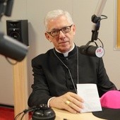 Abp Wiktor Skworc: polityka jest troską o dobro wspólne