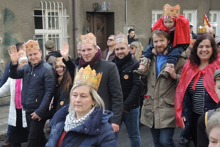 Królewskie orszaki znowu przejdą także ulicami miejscowości Podbeskidzia. Na zdjęciu - w ubiegłym roku w Bielsku-Białej