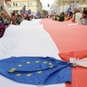 Protesty przeciwko poszczególnym działaniom UE nie oznaczają, że większość Polaków to eurosceptycy.