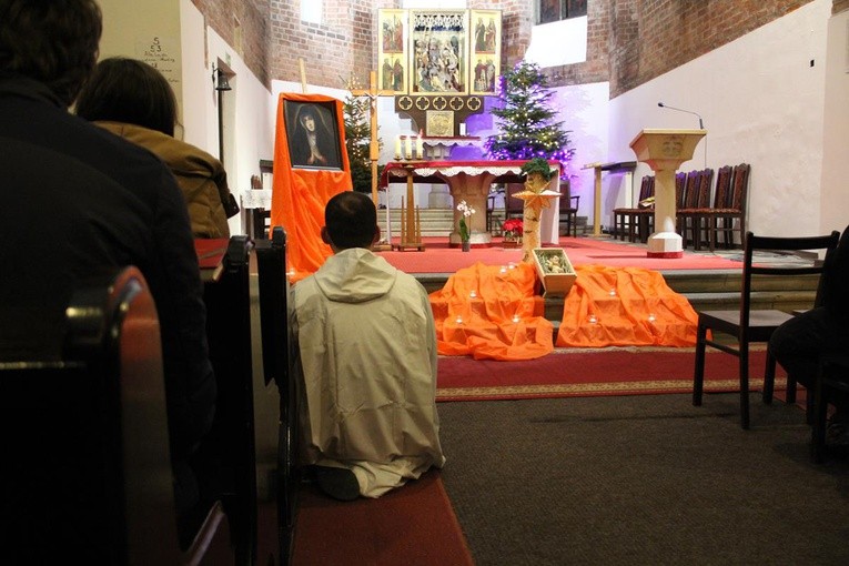 Modlitwa w kościele pw. śś. Piotra i Pawła