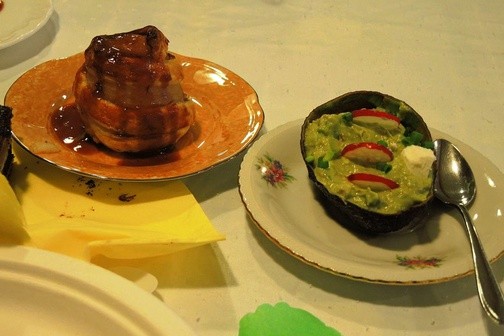Faszerowane awokado i pieczona gruszka - to tylko dwa z mnóstwa pomysłów kulinarnych, jakie realizowali uczestnicy warsztatów Caritas