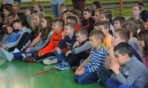 Dzieci z Brennej podczas tygodnia ferii, jaki przygotowała dla nich miejscowa parafia