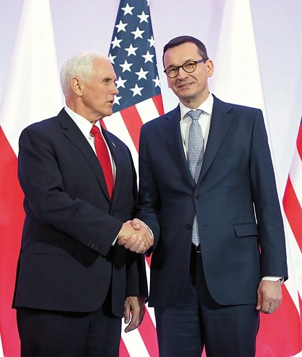 Wiceprezydent USA Mike Pence oraz premier RP Mateusz Morawiecki.
