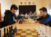 Podczas turnieju szachowego panowało pełne skupienie