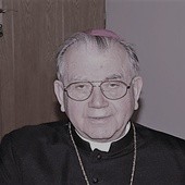 Śp. bp Alojzy Orszulik w kadrach "Gościa Łowickiego", cz. 1