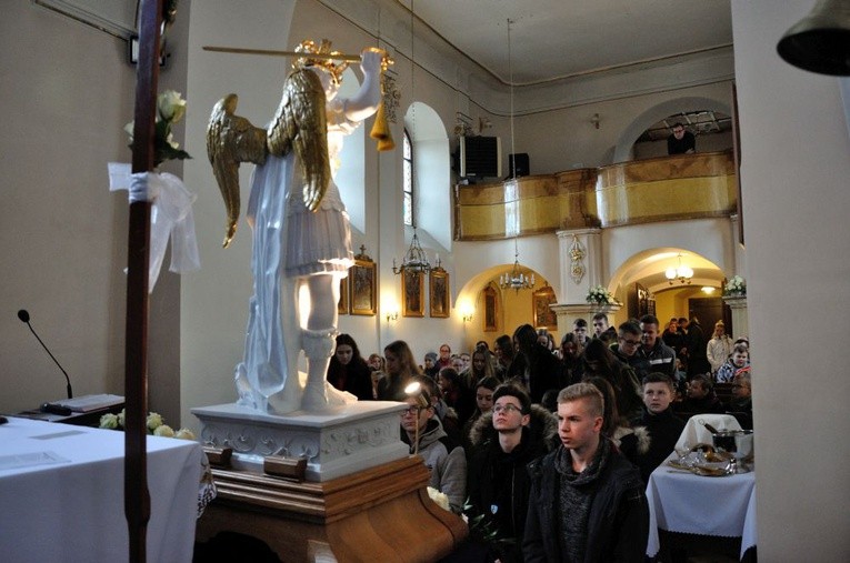 Peregrynacja figury św. Michała Archanioła w Poznowicach