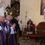 Uroczystości pogrzebowe śp. bp. A. Orszulika - cz.1