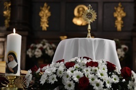 Do kościoła w Żbikowie wprowadzono relikwie św. Rity