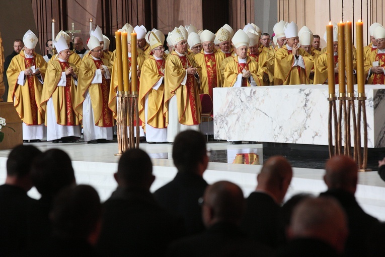 Świeca Niepodległości dla papieża Franciszka