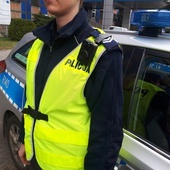 Katowice: Pierwsi policjanci otrzymali kamerki osobiste