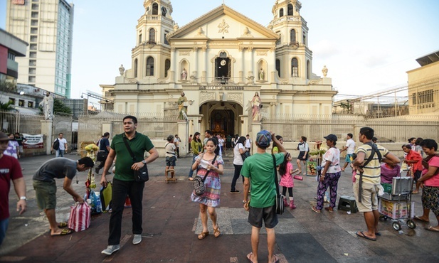 Biskupi filipińscy znoszą taryfy za posługi w Kościele