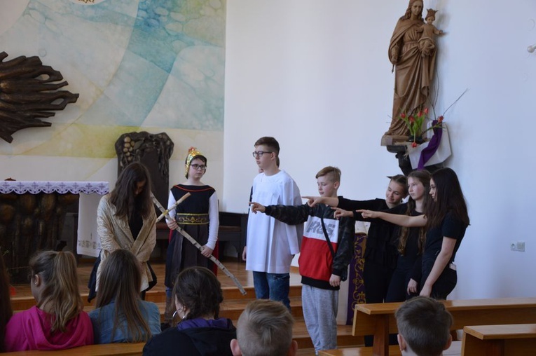 Rekolekcje wielkopostne w salezjańskiej szkole w Dzierżoniowie