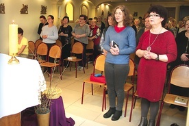 Uczestnicy spotkania w Ostrowcu źródła siły do pracy na rzecz innych szukali w Eucharystii.       