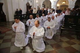 Chrystus w ludzkich rękach - nowi szafarze Komunii św. w Sandomierzu