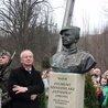 Odsłonięcie popiersia mjr. Zygmunta Szendzielarza "Łupaszki"