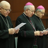 Lubelscy biskupi na konferencji dziekanów, podczas której zapadła decyzja o zwołaniu synodu.