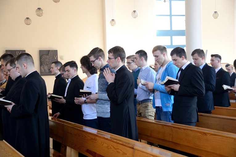 Rekolekcje powołaniowe w seminarium duchownym.