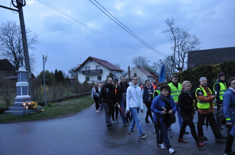 I Zakrzowska Nocna Droga Krzyżowa